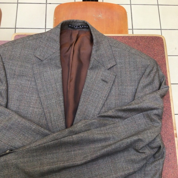 HUGO BOSS PLAID SPORT JACKET Super 120 wool 40R very good condition - Picture 1 of 9